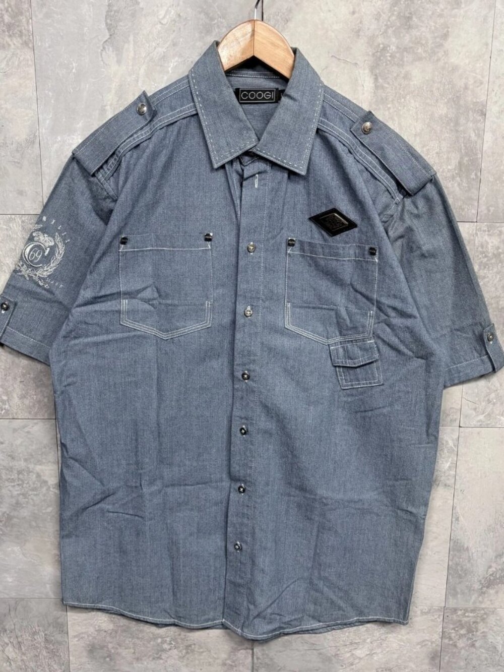 COOGI C69 Blue Chambray Button Up Shirt L Y2K